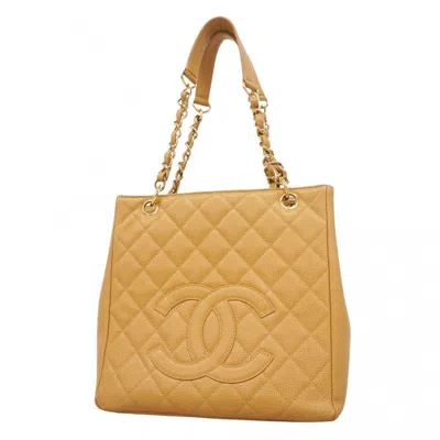 Pre-owned Chanel Grained Calfskin Shoulder Bag () In Sand