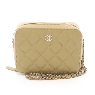 Pre-owned Chanel Grained Calfskin Shoulder Bag () In Sand