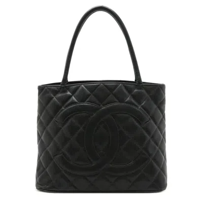 Pre-owned Chanel Grained Calfskin Shoulder Bag Tote Bag () In Black