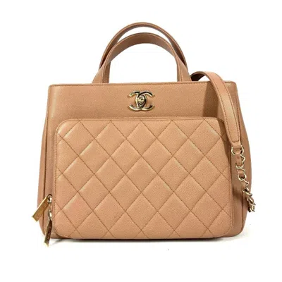 Pre-owned Chanel Grained Calfskin Shoulder Bag Tote Bag () In Sand