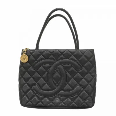 Pre-owned Chanel Grained Calfskin Tote Bag () In Black
