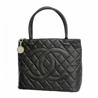 Pre-owned Chanel Grained Calfskin Tote Bag () In Black