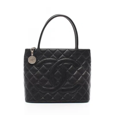 Pre-owned Chanel Grained Calfskin Tote Bag () In Black