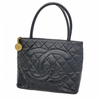 Pre-owned Chanel Grained Calfskin Tote Bag () In Black