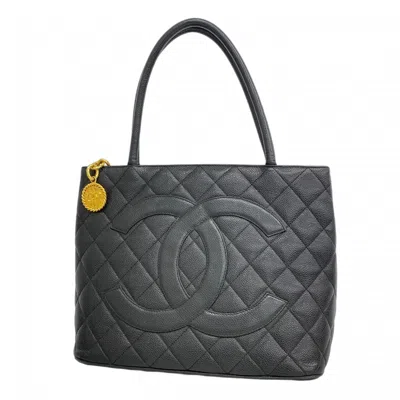 Pre-owned Chanel Grained Calfskin Tote Bag () In Black