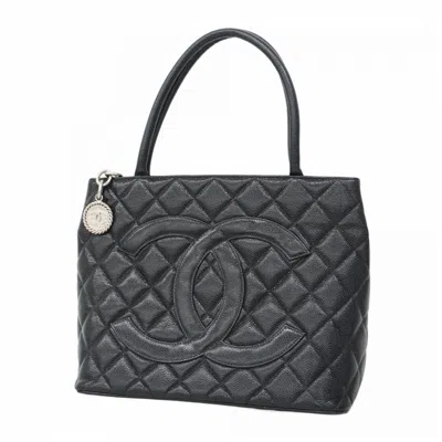 Pre-owned Chanel Grained Calfskin Tote Bag () In Black