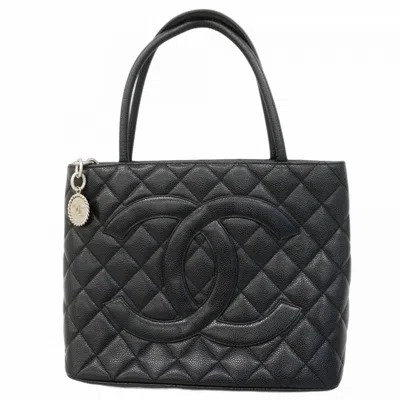 Pre-owned Chanel Grained Calfskin Tote Bag () In Black