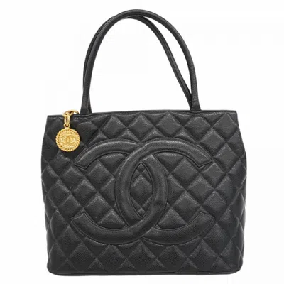 Pre-owned Chanel Grained Calfskin Tote Bag () In Black