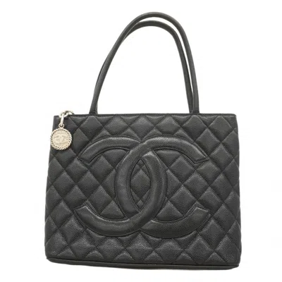 Pre-owned Chanel Grained Calfskin Tote Bag () In Black