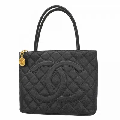 Pre-owned Chanel Grained Calfskin Tote Bag () In Black