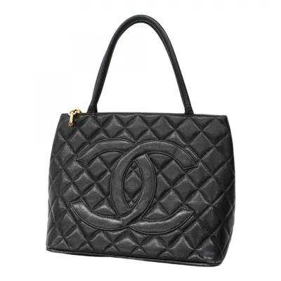 Pre-owned Chanel Grained Calfskin Tote Bag () In Black