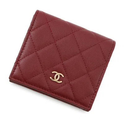 Pre-owned Chanel Grained Calfskin Wallet (bi-fold) () In White