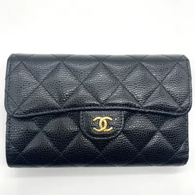 Pre-owned Chanel Grained Calfskin Wallet (tri-fold) () In Black
