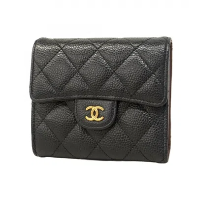 Pre-owned Chanel Grained Calfskin Wallet (tri-fold) () In Black