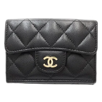 Pre-owned Chanel Grained Calfskin Wallet (tri-fold) () In Black