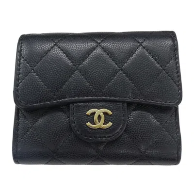 Pre-owned Chanel Grained Calfskin Wallet (tri-fold) () In Black