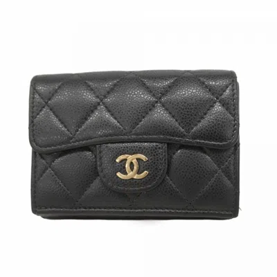 Pre-owned Chanel Grained Calfskin Wallet (tri-fold) () In Black