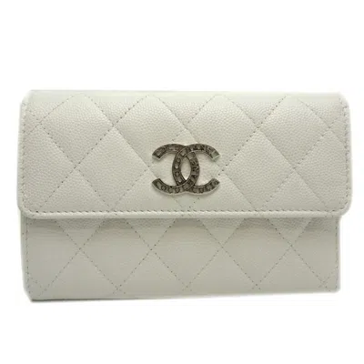 Pre-owned Chanel Grained Calfskin Wallet (tri-fold) () In White