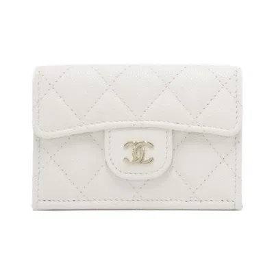 Pre-owned Chanel Grained Calfskin Wallet (tri-fold) () In White