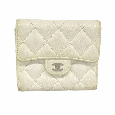 Pre-owned Chanel Grained Calfskin Wallet (tri-fold) () In White