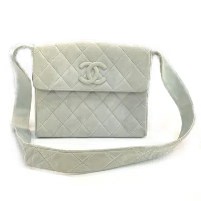 Pre-owned Chanel Gray Leather Shoulder Bag ()
