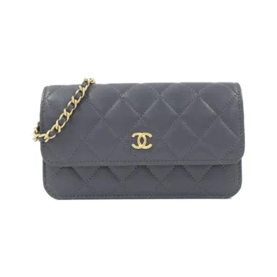 Pre-owned Chanel Gray Leather Shoulder Bag ()