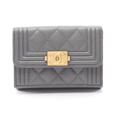 Pre-owned Chanel Gray Leather Wallet (tri-fold) ()