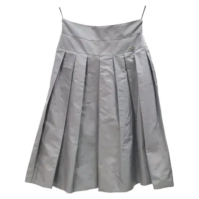 Pre-owned Chanel Gray Silk Knee Length Skirt Sz.38