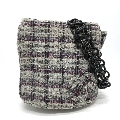 Pre-owned Chanel Gray Tweed Shoulder Bag ()