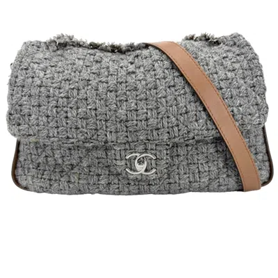 Pre-owned Chanel Gray White Wool Leather Handbag Shoulder Bag () In Gray, White