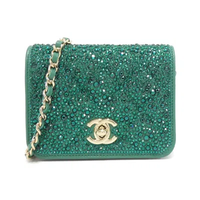 Pre-owned Chanel Green Leather Shoulder Bag ()