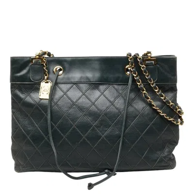 Pre-owned Chanel Green Leather Shoulder Bag Tote Bag ()