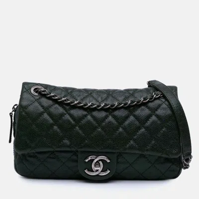 Pre-owned Chanel Green Medium Quilted Iridescent Caviar Easy Flap