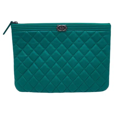 Pre-owned Chanel Green Quilted Calfskin Boy O-case Pouch Ruthenium Hardware