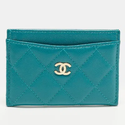 Pre-owned Chanel Green Quilted Caviar Leather Card Holder