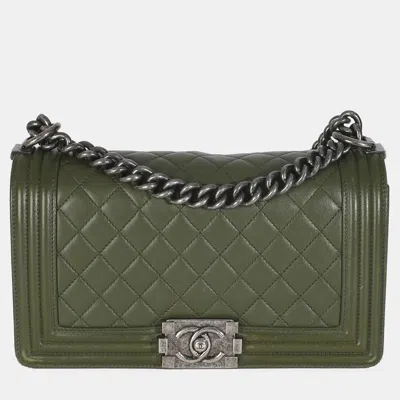 Pre-owned Chanel Green Quilted Lambskin Old Medium Boy Bag