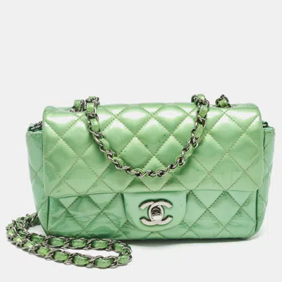 Pre-owned Chanel Green Quilted Patent Leather New Mini Classic Flap Bag