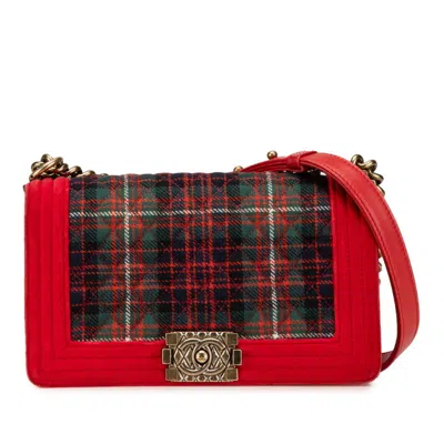 Pre-owned Chanel Green Red Color Leather Shoulder Bag ()