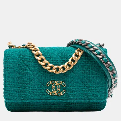 Pre-owned Chanel Green Tweed 19 Wallet On Chain