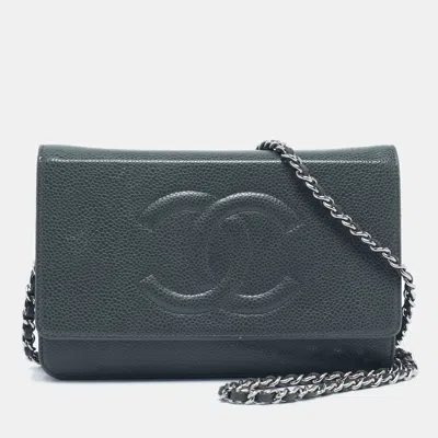 Pre-owned Chanel Grey Caviar Leather Timeless Cc Wallet On Chain In Gray