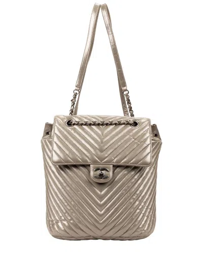 Pre-owned Chanel Grey Iridescent Chevron Quilted Leather Urban Spirit Backpack  (authentic Pre-loved)