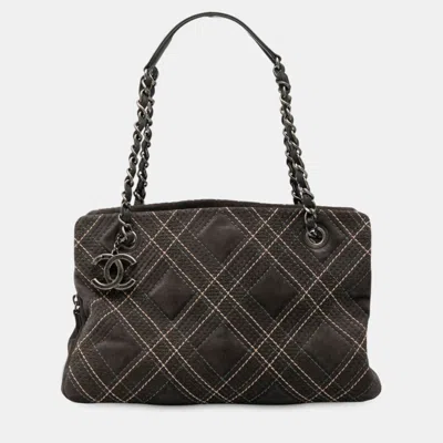 Pre-owned Chanel Grey Paris Edinburgh Wild Stitch Suede Saltire Shoulder Bag In Gray