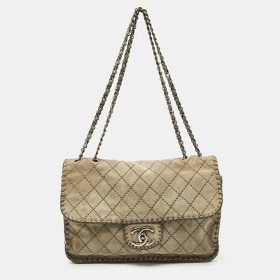 Pre-owned Chanel Grey Quilted Suede Jumbo Whipstitch Classic Single Flap Bag In Gray