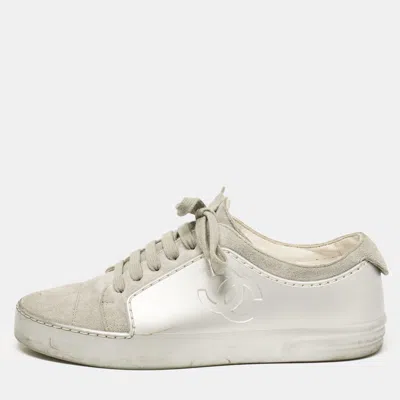 Pre-owned Chanel Grey Rubber And Suede Cc Low Top Sneakers Size 37