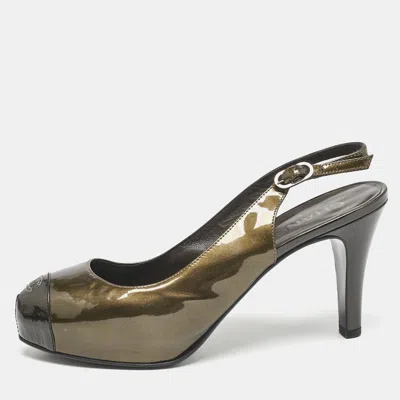 Pre-owned Chanel Grey/black Patent Cap Toe Cc Bow Slingback Pumps Size 39.5