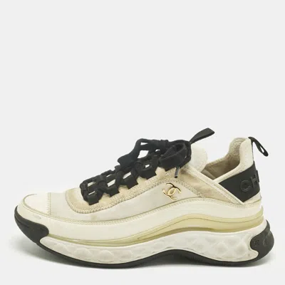 Pre-owned Chanel Grey/white Fabric And Leather Cc Lace Up Sneakers Size 36.5 In Gray