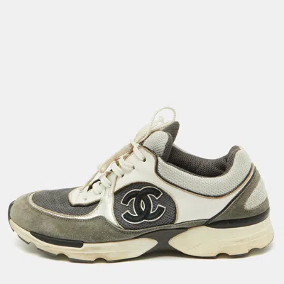 Pre-owned Chanel Grey/white Suede And Mesh Cc Low Top Sneakers Size 39.5
