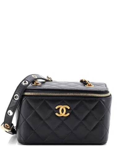 Pre-owned Chanel Grommet Strap Vanity Case With Chain Quilted Lambskin Small Crossbody Bag In Black