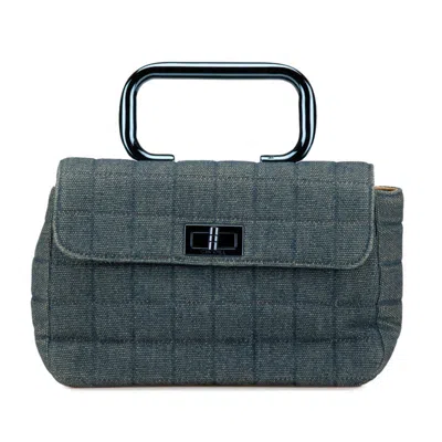 Pre-owned Chanel Handbag () In Blue