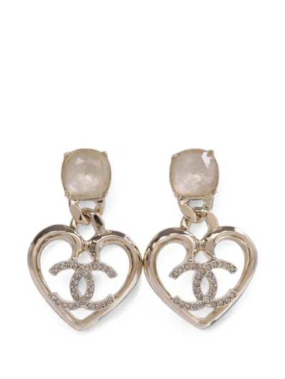 Pre-owned Chanel Heart Interlocking Cc Earrings In Gold